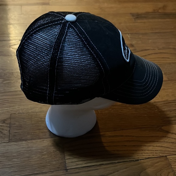 Jack Daniel's Trucker Hat Mens Adjustable Black Snapback Cap Mesh Logo Whiskey - Picture 4 of 10